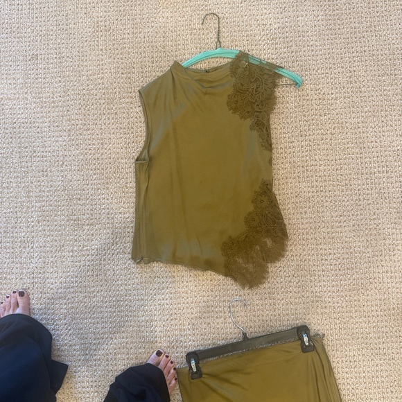 A.L.C. Gracie satin and lace top and skirt set - Picture 7 of 8